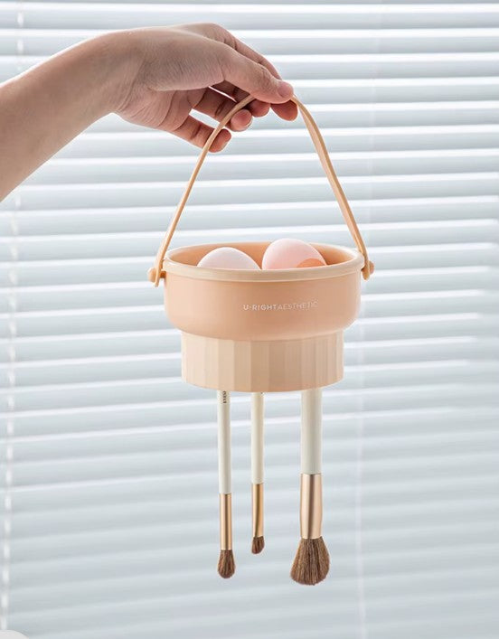 Limpia y seca tus brochas de maquillaje fácilmente